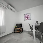Joso Apartment *